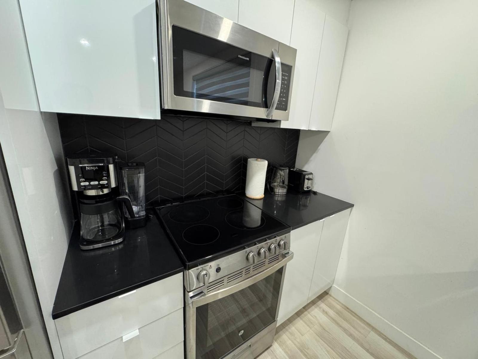 Ndg Dreams! New & Modern 3Br Easy City Life Montréal Kültér fotó